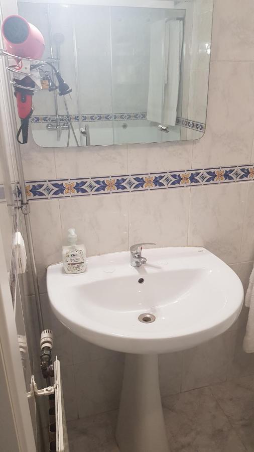 Apartamentos Paz รีบาเดโอ ภายนอก รูปภาพ