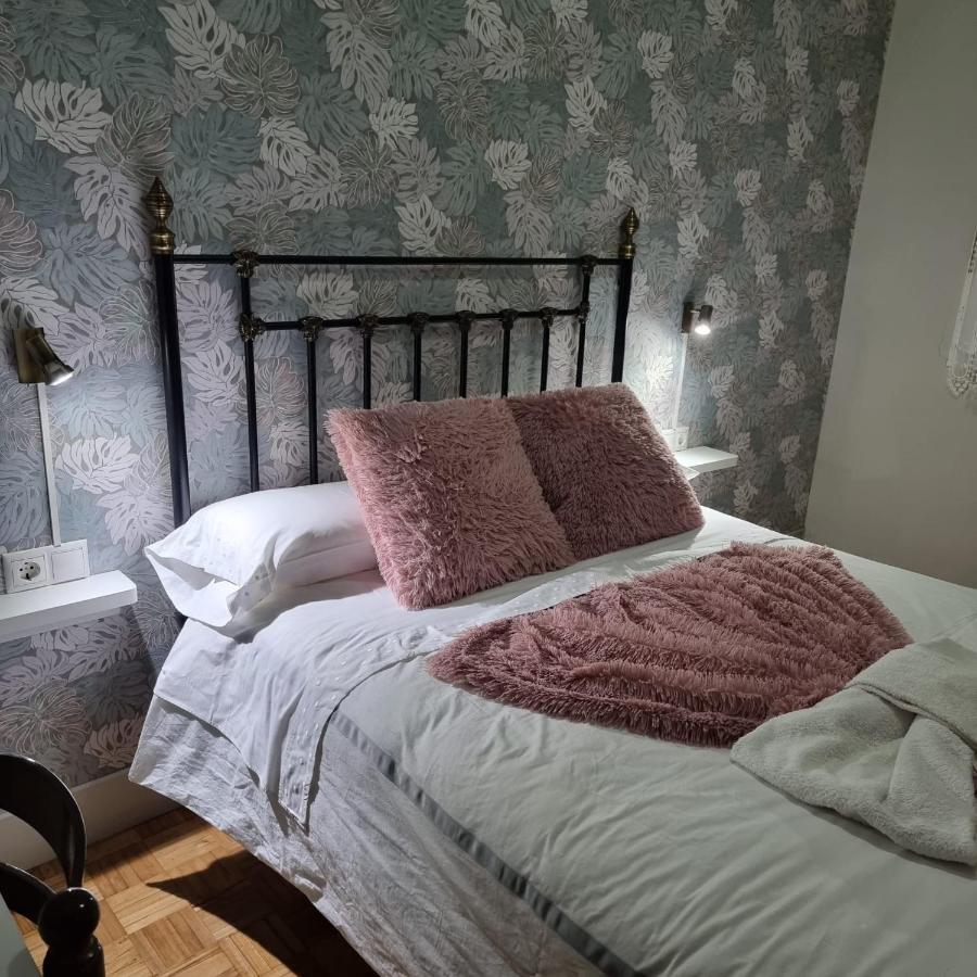 Apartamentos Paz รีบาเดโอ ภายนอก รูปภาพ